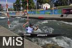 28.07.2022, Kanu-Slalom Weltmeisterschaften 2022 in Augsburg, Eiskanal, Olympiapark, Kajak Einer Frauen, Dominika Brzeska (Polen)