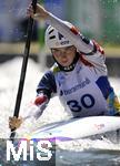 28.07.2022, Kanu-Slalom Weltmeisterschaften 2022 in Augsburg, Eiskanal, Olympiapark, Kajak Einer Frauen,  Emma Vuitton (Frankreich)