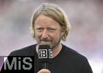 07.08.2022, Fussball 1. Bundesliga 2022/2023, 01.Spieltag, VfB Stuttgart - RB Leipzig, in der Mercedes-Benz-Arena Stuttgart. Sportdirektor Sven Mislintat (Stuttgart) beim DAZN-Interview.