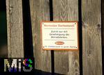 23.09.2022,   Bad Wörishofen im Unterallgäu: Schild an einem Bauernhof: Wertvoller Tierbestand! Kein Zutritt! 