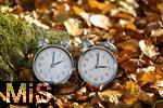 11.11.2022, Uhrenumstellung,  Symbolbild für Umstellung auf die Winterzeit bzw. Sommerzeit. 