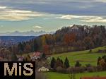 25.11.2022, Mindelheim im Unterallgäu,  Blick auf die Historische Mindelburg Mindelheim mit der Alpenkette im Hintergrund.  