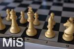 07.03.2023, Das 38. Internationale ChessOrg-Schachfestival in Bad Wörishofen (Bayern). Die Elite der Schach-Szene aus fast der ganzen Welt kämpft an den Tischen im Kurhaus um Weltranglistenpunkte und Preisgelder. Die Schachfiguren stehen auf dem Schachbrett bereit. 