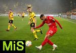 18.03.2023, Fussball 1. Bundesliga 2022/2023, 25. Spieltag, Borussia Dortmund - 1. FC Kln, im Signal-Iduna-Park Dortmund. (L-R) Thomas Meunier (Borussia Dortmund) gegen Linton Maina (Kln)


