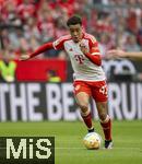 20.05.2023, Fussball 1. Bundesliga 2022/2023, 33.Spieltag, FC Bayern München - RB Leipzig, in der Allianz-Arena München.  Jamal Musiala (FC Bayern München) am Ball.
