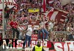 20.05.2023, Fussball 1. Bundesliga 2022/2023, 33.Spieltag, FC Bayern München - RB Leipzig, in der Allianz-Arena München.  Die Bayern Fans in der Südkurve sind sauer.