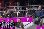 20.05.2023, Fussball 1. Bundesliga 2022/2023, 33.Spieltag, FC Bayern München - RB Leipzig, in der Allianz-Arena München.  Pressetribüne, mit den Journalisten und Experten Lothar Matthäus (3.v.re) und Wolff-Christoph Fuss (2.v.re, SKY), re: Michael Morhardt (SKY-Assistent).
