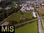 12.09.2023, Mindelheim im Unterallgäu, Luftbilder, Schule Maristenkolleg mit den Nebenplätzen des TSV Mindelheim. 