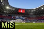 15.09.2023, Fussball 1. Bundesliga 2023/2024, 4.Spieltag, FC Bayern München - Bayer 04 Leverkusen, in der Allianz-Arena München.  Vor dem Spiel wird noch der Rasen gewässert.