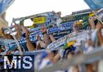 16.09.2023, Fussball 3. Liga 2023/2024, 6.Spieltag, FC Ingolstadt 04 - TSV 1860 Mnchen, im Audi-Sportpark Ingolstadt, Lwenfans schwenken ihre Schals 

