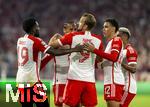 20.09.2023,  Fussball UEFA Championsleague 2023/2024: 1.Spieltag Vorrunde,  FC Bayern Mnchen - Manchester United, in der Allianz-Arena Mnchen. Torjubel Harry Kane (FC Bayern Mnchen) mit Jamal Musiala (FC Bayern Mnchen), Alphonso Davies (FC Bayern Mnchen), Leroy Sane (Bayern Mnchen) 

