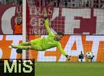 20.09.2023,  Fussball UEFA Championsleague 2023/2024: 1.Spieltag Vorrunde,  FC Bayern Mnchen - Manchester United, in der Allianz-Arena Mnchen. Torwart Sven Ulreich (FC Bayern Mnchen) bekommt einen Gegentreffer.

