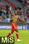 20.09.2023,  Fussball UEFA Championsleague 2023/2024: 1.Spieltag Vorrunde,  FC Bayern Mnchen - Manchester United, in der Allianz-Arena Mnchen. Mathys Tel (Bayern Mnchen) mit nacktem Oberkrper beim Jubeln.

