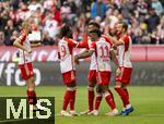 20.09.2023,  Fussball UEFA Championsleague 2023/2024: 1.Spieltag Vorrunde,  FC Bayern Mnchen - Manchester United, in der Allianz-Arena Mnchen. Torjubel Matthijs de Ligt (FC Bayern Mnchen),. Alphonso Davies (FC Bayern Mnchen), Kingsley Coman (FC Bayern Mnchen), Harry Kane (FC Bayern Mnchen) 

