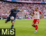23.09.2023, Fussball 1. Bundesliga 2023/2024, 5.Spieltag, FC Bayern Mnchen - VfL Bochum, in der Allianz-Arena Mnchen. li: Ivan Ordets (VfL Bochum) gegen Harry Kane (FC Bayern Mnchen) 


