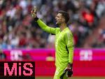 23.09.2023, Fussball 1. Bundesliga 2023/2024, 5.Spieltag, FC Bayern Mnchen - VfL Bochum, in der Allianz-Arena Mnchen. Torwart Sven Ulreich (FC Bayern Mnchen) gibt Anweisungen.

