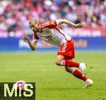 23.09.2023, Fussball 1. Bundesliga 2023/2024, 5.Spieltag, FC Bayern Mnchen - VfL Bochum, in der Allianz-Arena Mnchen. Konrad Laimer (FC Bayern Mnchen) am Ball 

