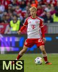 23.09.2023, Fussball 1. Bundesliga 2023/2024, 5.Spieltag, FC Bayern Mnchen - VfL Bochum, in der Allianz-Arena Mnchen. Frans Krtzig (Bayern Mnchen) am Ball 

