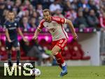 23.09.2023, Fussball 1. Bundesliga 2023/2024, 5.Spieltag, FC Bayern Mnchen - VfL Bochum, in der Allianz-Arena Mnchen. Harry Kane (FC Bayern Mnchen) am Ball  

