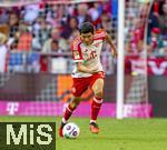 23.09.2023, Fussball 1. Bundesliga 2023/2024, 5.Spieltag, FC Bayern Mnchen - VfL Bochum, in der Allianz-Arena Mnchen. Min-jae Kim (Bayern Mnchen, Minjae Kim) am Ball 

