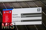 23.09.2023, Fussball 1. Bundesliga 2023/2024, 5.Spieltag, FC Bayern Mnchen - VfL Bochum, in der Allianz-Arena Mnchen. Anzeigetafel mit der VAR-berprfung, Situation: Tor, Abseits? Entscheidung: Tor.

