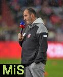 11.11.2023, Fussball 1. Bundesliga 2023/2024, 11.Spieltag, FC Bayern München - 1.FC Heidenheim, in der Allianz-Arena München. Trainer Frank Schmidt (1. FC Heidenheim 1846) beim Interview