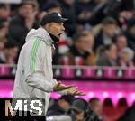 11.11.2023, Fussball 1. Bundesliga 2023/2024, 11.Spieltag, FC Bayern München - 1.FC Heidenheim, in der Allianz-Arena München. Trainer Thomas Tuchel (FC Bayern München) geschockt