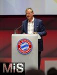 12.11.2023, Fussball 1. Bundesliga 2023/2024,  FC Bayern München, Jahreshauptversammlung 2023 im AUDI-Dome München.   Vize Präsident Prof. Dr. Dieter Mayer (FC Bayern München) am Rednerpult 