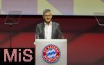 12.11.2023, Fussball 1. Bundesliga 2023/2024,  FC Bayern München, Jahreshauptversammlung 2023 in der Rudi-Sedlmayer-Halle (AUDI-Dome) München.  Präsident Herbert Hainer (FC Bayern) am Rednerpult 