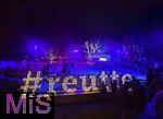 17.11.2023, Eröffnung der großen Freiluft-Eislaufbahn im Österreichischen Reutte, Reutte on Ice,  eine 2000 quadratmeter große Attraktion mit Lichterzauber und Live-Musik für Spass auf Kufen.  Ins Leben gerufen worden ist sie vom Tourismusverband Naturparkregion Reutte und der Gemeinde. 