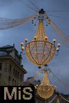 20.11.2023, Hauptstadt Wien (Österreich) erstrahlt im vorweihnachtlichem Glanz, impressionen vom Stephansplatz, Festliche Weihnachtsbeleuchtung erstrahlt in der Fussgängerzone über den Köpfen der Besucher.  