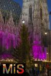 20.11.2023, Hauptstadt Wien (Österreich) erstrahlt im vorweihnachtlichem Glanz, Impressionen vom Weihnachtsmarkt am bunt beleuchteten Stephansdom.