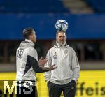 20.11.2023, Fussball, Testspiel 2023/24, sterreich - Deutschland, Training der DFB-Nationalmannschaft am Tag vor dem Lnderspiel im Ernst Happel Stadion Wien, Trainer Julian Nagelsmann (re, Deutschland) mit Co-Trainer Sandro Wagner (Deutschland).

