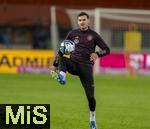 20.11.2023, Fussball, Testspiel 2023/24, sterreich - Deutschland, Training der DFB-Nationalmannschaft am Tag vor dem Lnderspiel im Ernst Happel Stadion Wien, Pascal Gross (Deutschland) am Ball 

