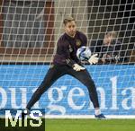 20.11.2023, Fussball, Testspiel 2023/24, sterreich - Deutschland, Training der DFB-Nationalmannschaft am Tag vor dem Lnderspiel im Ernst Happel Stadion Wien, Torwart Oliver Baumann (Deutschland)

