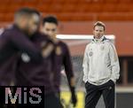 20.11.2023, Fussball, Testspiel 2023/24, sterreich - Deutschland, Training der DFB-Nationalmannschaft am Tag vor dem Lnderspiel im Ernst Happel Stadion Wien, Trainer Julian Nagelsmann (Deutschland) nachdenklich 

