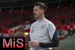 21.11.2023, Fussball, Lnderspiel, Testspiel 2023/24, sterreich - Deutschland, im Ernst Happel Stadion Wien, Co-Trainer Sandro Wagner (Deutschland) nachdenklich mit seinem Kaffeebecher. 


