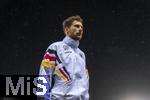 21.11.2023, Fussball, Lnderspiel, Testspiel 2023/24, sterreich - Deutschland, im Ernst Happel Stadion Wien, Leon Goretzka (Deutschland) nachdenklich im Regen.


