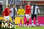 21.11.2023, Fussball, Lnderspiel, Testspiel 2023/24, sterreich - Deutschland, im Ernst Happel Stadion Wien,  Torwart Kevin Trapp (Deutschland) hat den Ball. 


