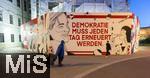 21.11.2023, Österreich, die Hauptstadt Wien. Impressionen, Plakat: Demokratie muss jeden Tag erneuert werden! 