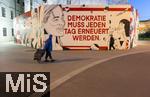 21.11.2023, Österreich, die Hauptstadt Wien. Impressionen, Plakat: Demokratie muss jeden Tag erneuert werden!