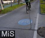 21.11.2023, sterreich, die Hauptstadt Wien. Radweg am Maria-Theresien-Platz,   