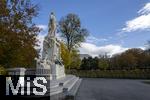 21.11.2023, sterreich, die Hauptstadt Wien. Impressionen am Mozart-Denkmal. Das Mozart-Denkmal zu Ehren des Komponisten Wolfgang Amadeus Mozart (17561791) in Wien befindet sich seit 1953 im Burggarten im 1. Bezirk Innere Stadt. 