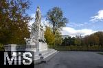 21.11.2023, sterreich, die Hauptstadt Wien. Impressionen am Mozart-Denkmal. Das Mozart-Denkmal zu Ehren des Komponisten Wolfgang Amadeus Mozart (17561791) in Wien befindet sich seit 1953 im Burggarten im 1. Bezirk Innere Stadt. 