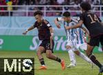 28.11.2023, Fussball U-17-Weltmeisterschaft 2023, Halbfinale, Argentinien - Deutschland, im Manahan Stadium (Surakarta). li: Eric Emanuel da Silva Moreira (Deutschland) 