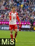 03.02.2024, Fussball 1. Bundesliga 2023/2024, 20.Spieltag, FC Bayern Mnchen - Borussia Mnchengladbach, in der Allianz-Arena Mnchen.  Thomas Mller (FC Bayern Mnchen) unzufrieden.


