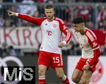 03.02.2024, Fussball 1. Bundesliga 2023/2024, 20.Spieltag, FC Bayern Mnchen - Borussia Mnchengladbach, in der Allianz-Arena Mnchen.  Eric Dier (FC Bayern Mnchen) gibt Anweisungen an Aleksandar Pavlovic (Bayern Mnchen)  


