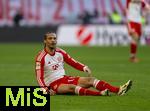 03.02.2024, Fussball 1. Bundesliga 2023/2024, 20.Spieltag, FC Bayern Mnchen - Borussia Mnchengladbach, in der Allianz-Arena Mnchen.  Leroy Sane (Bayern Mnchen) am Boden.


