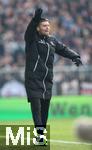 31.03.2024, Fussball 2. Bundesliga 2023/2024, 27. Spieltag, FC St. Pauli  - SC Paderborn 07, im Millerntor-Stadion Hamburg. Trainer Fabian Hrzeler (FC St. Pauli)


