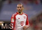 30.03.2024, Fussball 1. Bundesliga 2023/2024, 27.Spieltag, FC Bayern Mnchen - Borussia Dortmund, in der Allianz-Arena Mnchen.  Leroy Sane (Bayern Mnchen) nachdenklich 